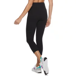 Women's Tek Gear® Essential High-Waisted Capri Leggings 18 Women's Tek Gear® Essential High-Waisted Capri Leggings -Tek Gear store 3977494 ALT
