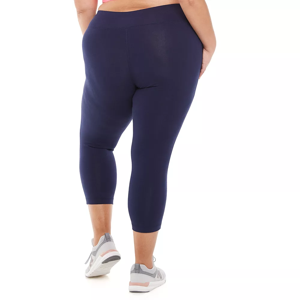 Plus Size Tek Gear® Essential High-Waisted Capri Leggings 9 Plus Size Tek Gear® Essential High-Waisted Capri Leggings - Image 9