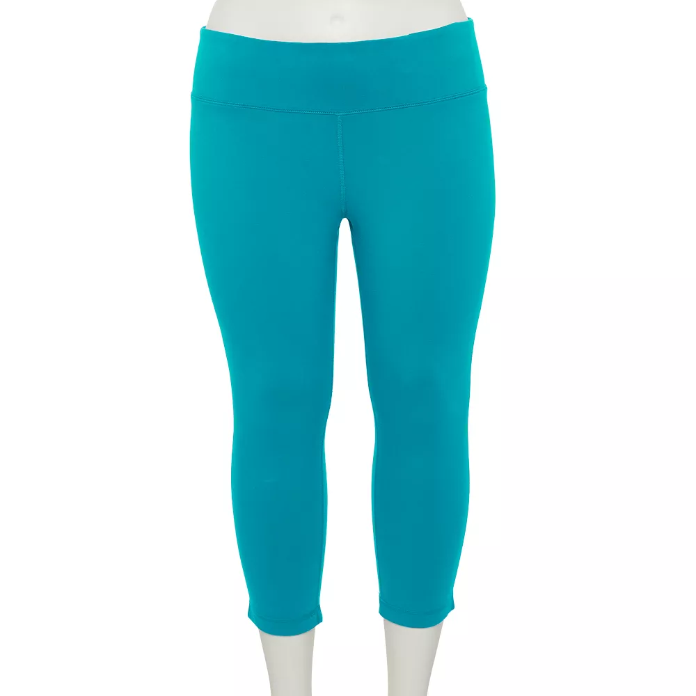 Plus Size Tek Gear® Essential High-Waisted Capri Leggings 8 Plus Size Tek Gear® Essential High-Waisted Capri Leggings - Image 8