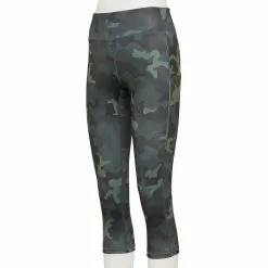 Women's Tek Gear® Core High-Waisted Capri Leggings 29 Women's Tek Gear® Core High-Waisted Capri Leggings -Tek Gear store 5234821 Olive Camo