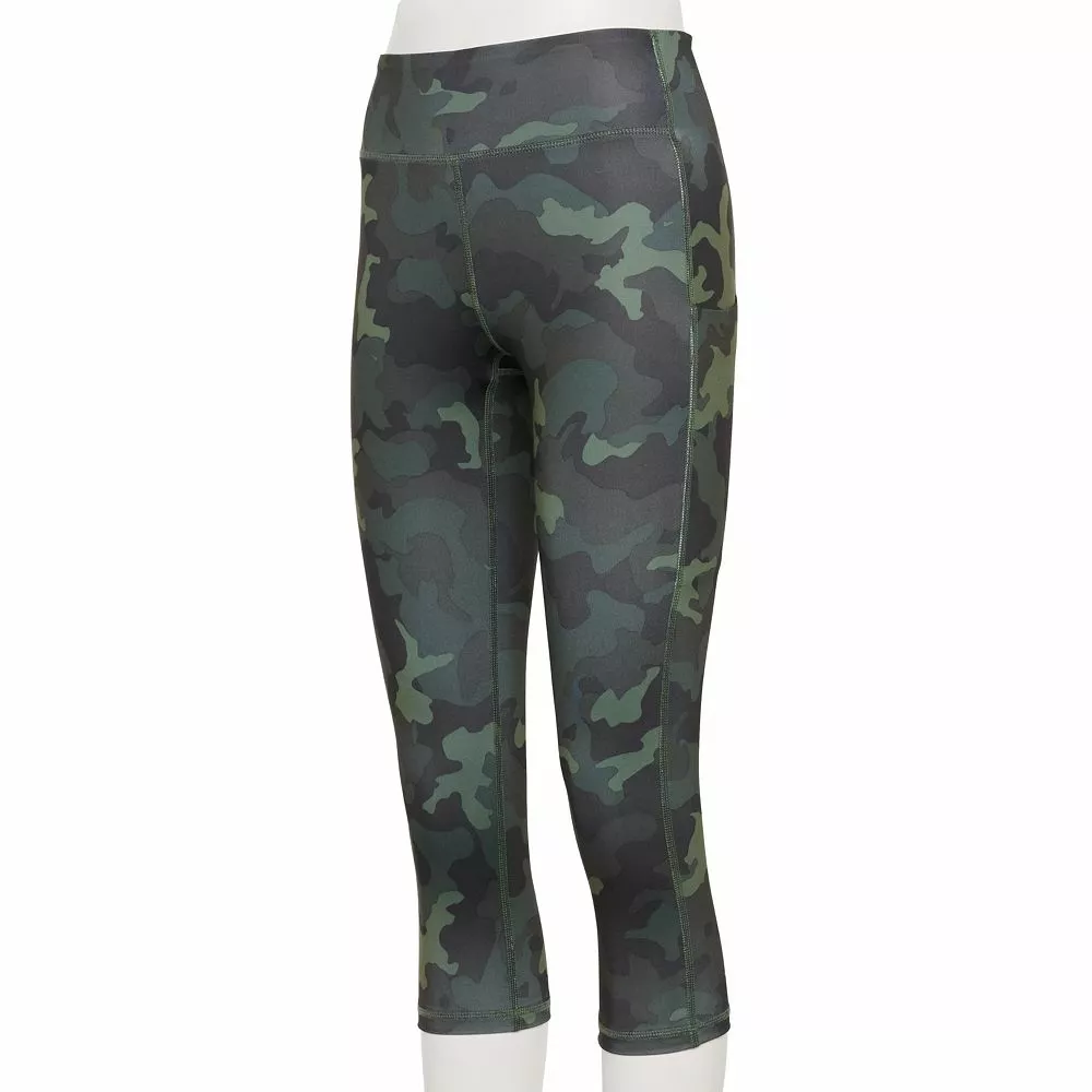 Women's Tek Gear® Core High-Waisted Capri Leggings 4 Women's Tek Gear® Core High-Waisted Capri Leggings - Image 4